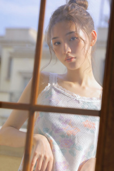 春潮浪漫海棠红在线观看